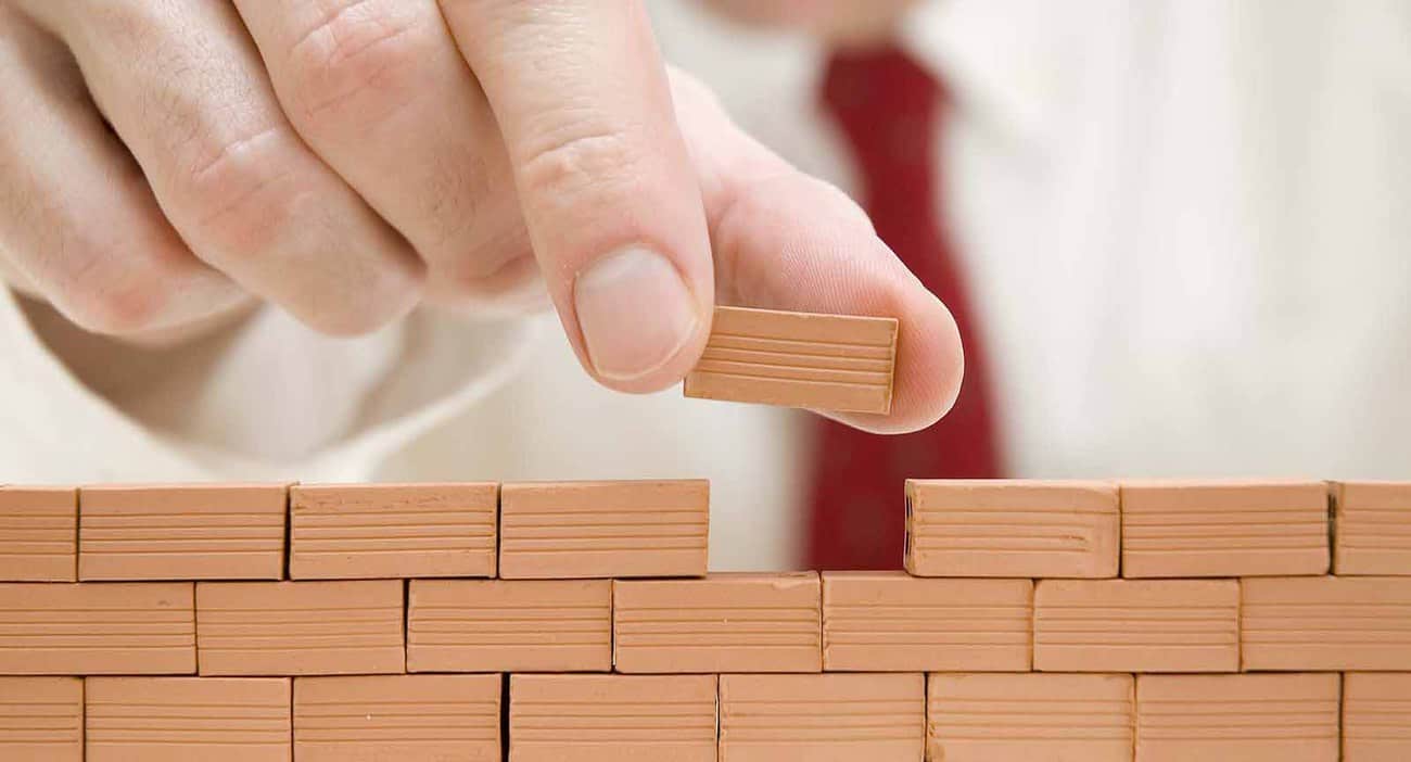 What Can a Party Wall Delay Actually Cost a Project Leicestershire?